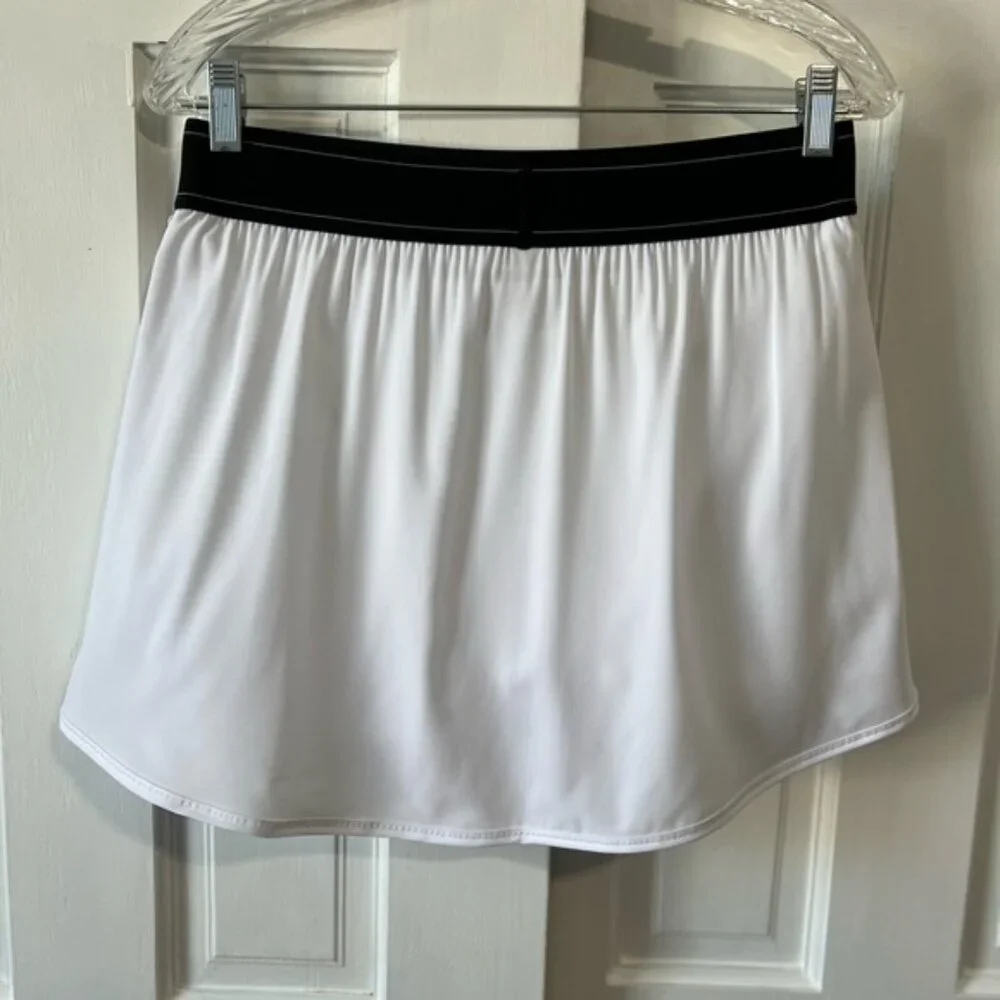 🆕ALO🎱 Match Point Tennis Skirt Core: White Sz Large